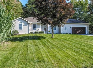 16211 Heather Ct, Spring Lake, MI 49456