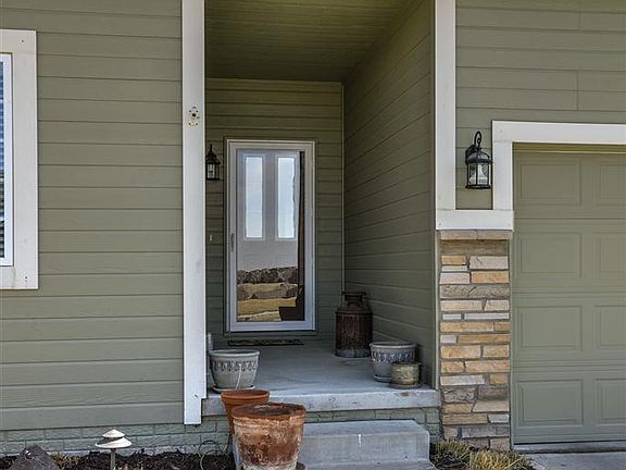 2nd image of 4921 N 162nd St