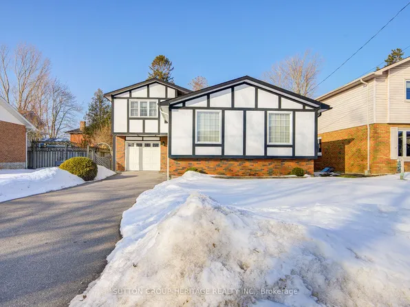 165 Maher St, Cobourg, ON K9A 4S9