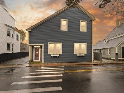 69 Essex St #2, Salem, MA, 01970