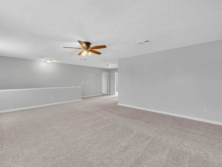 3418 Blaze Dr — Photo 46
