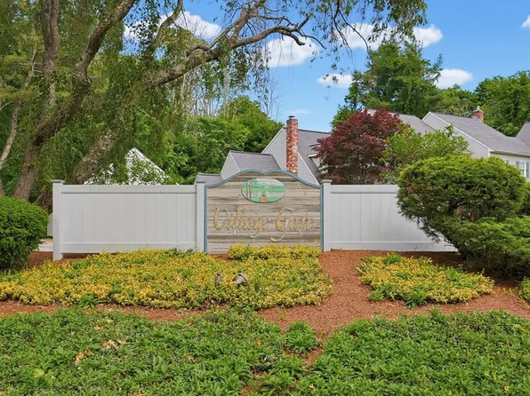 68 Village St Unit 68, South Easton, MA 02375