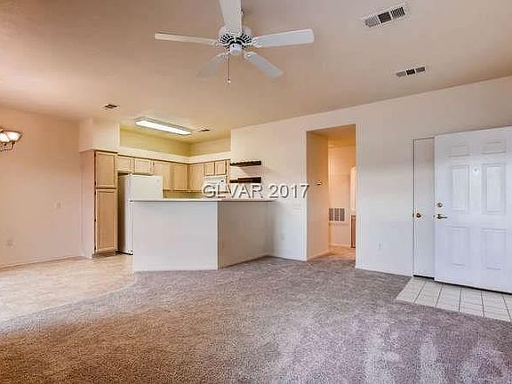 5th image of 5415 W Harmon Ave Unit 1019