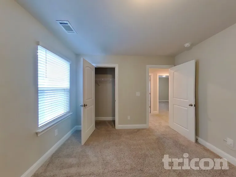1331 Carriage Park Dr — Photo 16