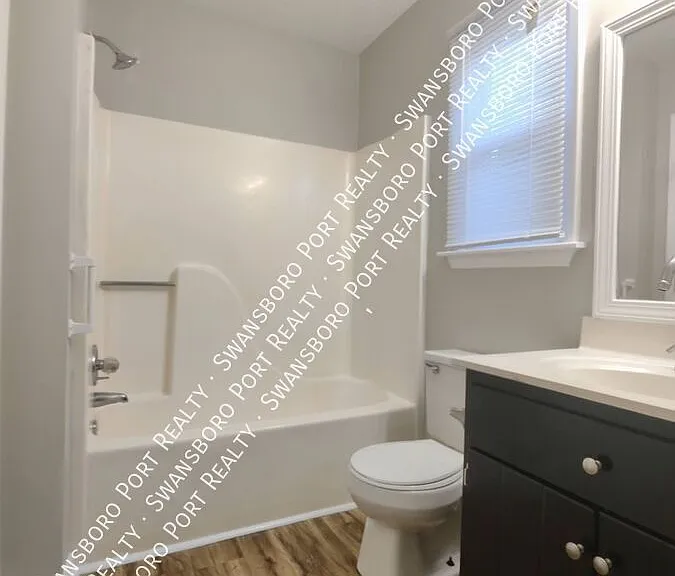 13 Port West Ct #D — Photo 11