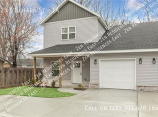 125 S Skilern St #1A, Siloam Springs, AR 72761