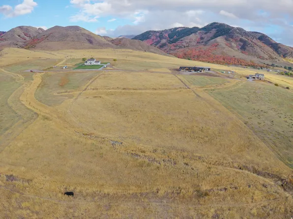 6550 N Country Estates Ln, Malad City, ID 83252