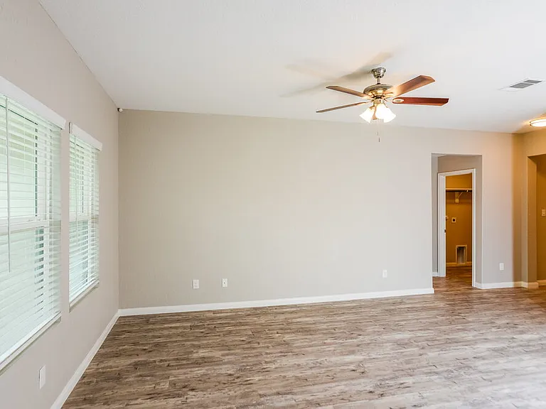 1036 Raceland Rd — Photo 4