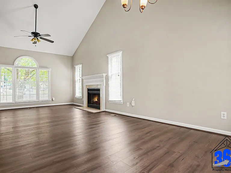 5524 Edgebury Rd — Photo 8