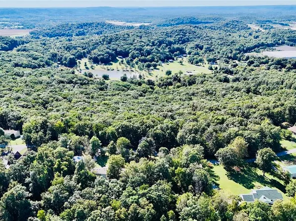 52 Rams Run Rd, Shepherdsville, KY 40165