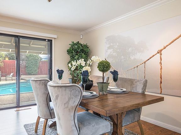 4th image of 1102 Rhinecastle Way