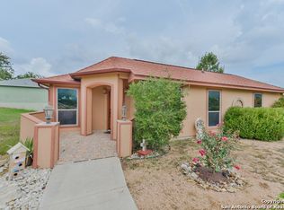 135 Silver Ter, Universal City, TX 78148
