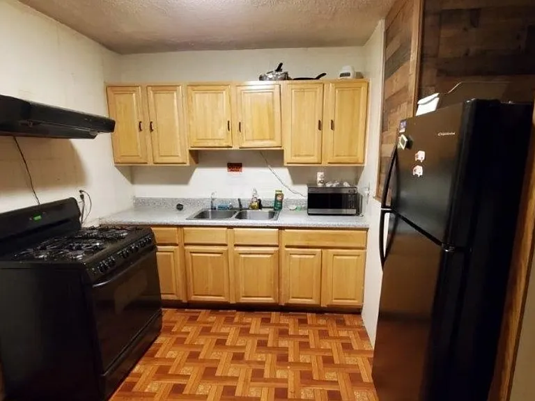 3229 Eastchester Rd — Photo 7