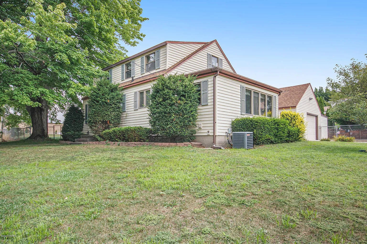 4278 Bell Ave NE photo 1
