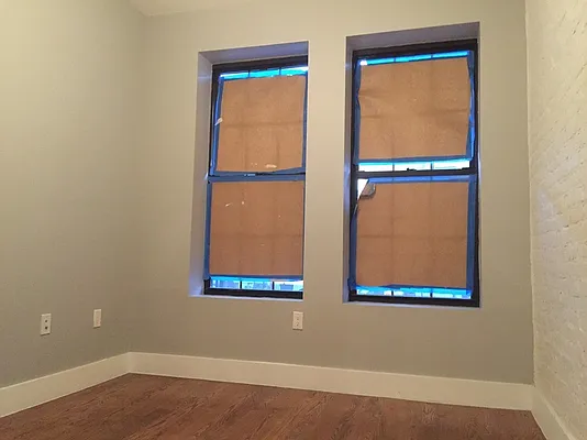 Rented by EXR | media 109