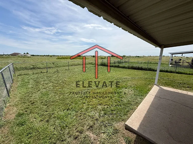 209 Blue Bell Ct — Photo 1