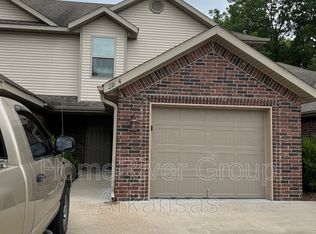 311 E Thurman St APT 4, Prairie Grove, AR 72753