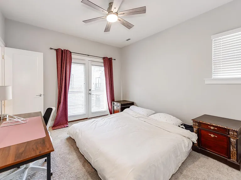 16031 Roscoe Ln — Photo 24