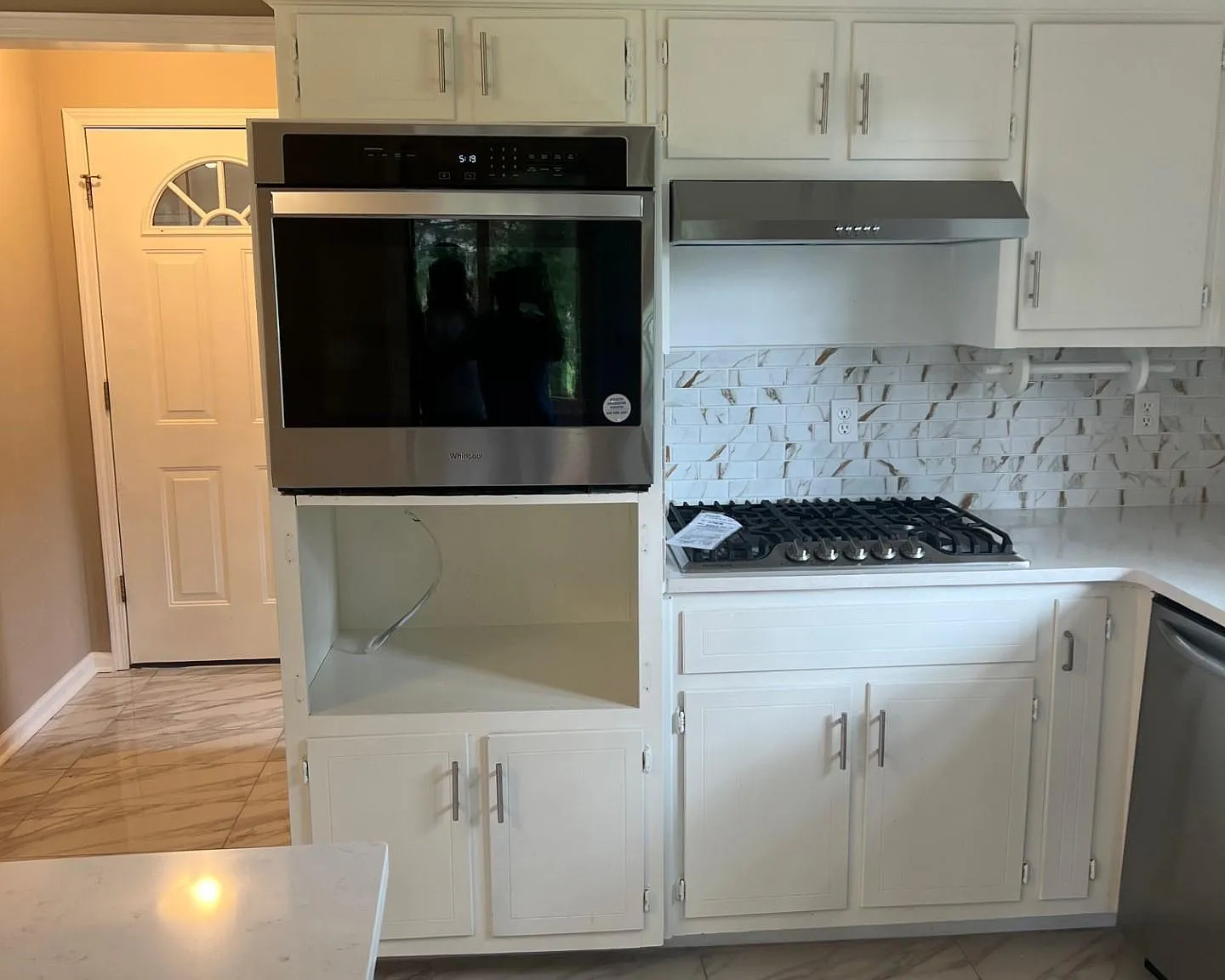 3 bed, 1390 sqft, $2,100 — Photo 3