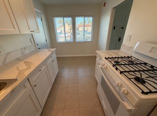 4883 Brighton Ave, San Diego, CA 92107