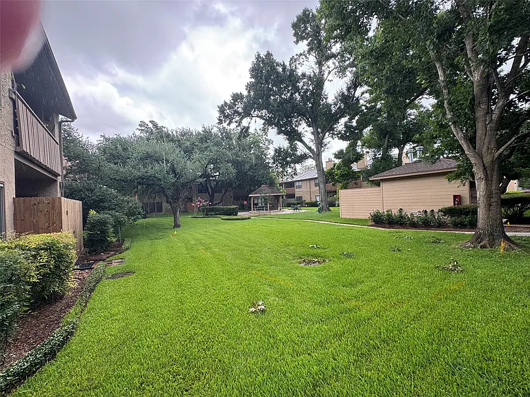 5001 Lamonte Ln #101 — Photo 12