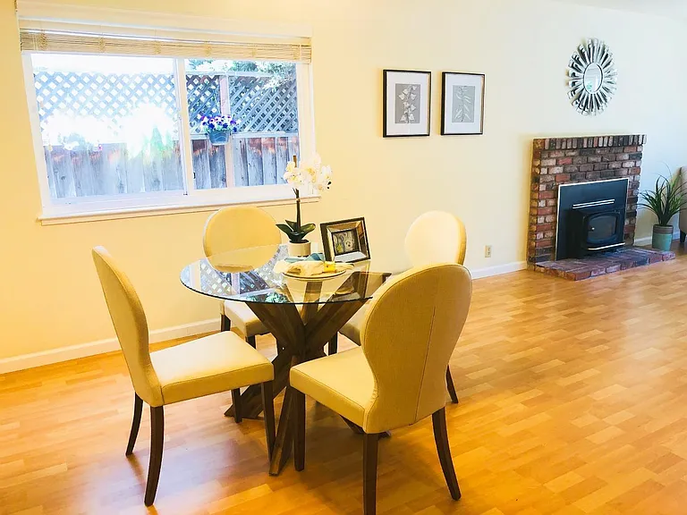 1152 Adams Dr — Photo 13