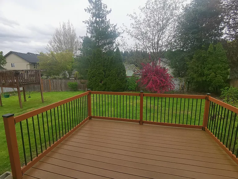 2720 NW Nahcotta St — Photo 3