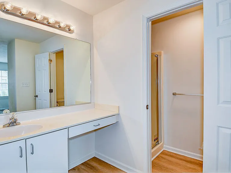 2393 London Pointe Dr — Photo 23