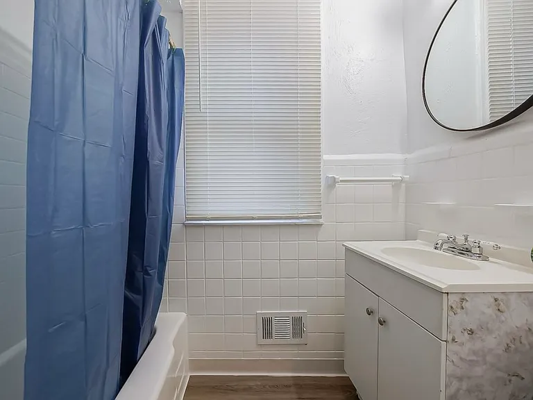 19410 Cliff St #1 — Photo 7