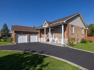 662 Millbrook Cres, Kingston, ON K7M 7Z8