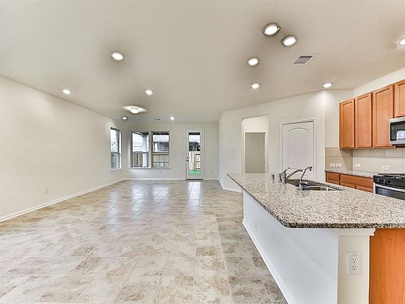5th image of 1707 Dunbar Ln