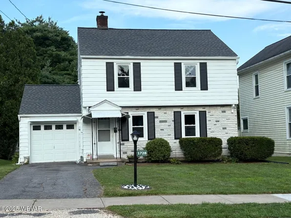 1728 Almond St, Williamsport, PA 17701