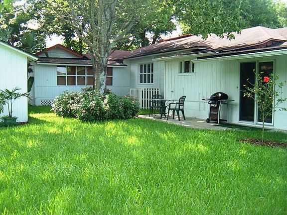 4th image of 1011 N Palm Ave
