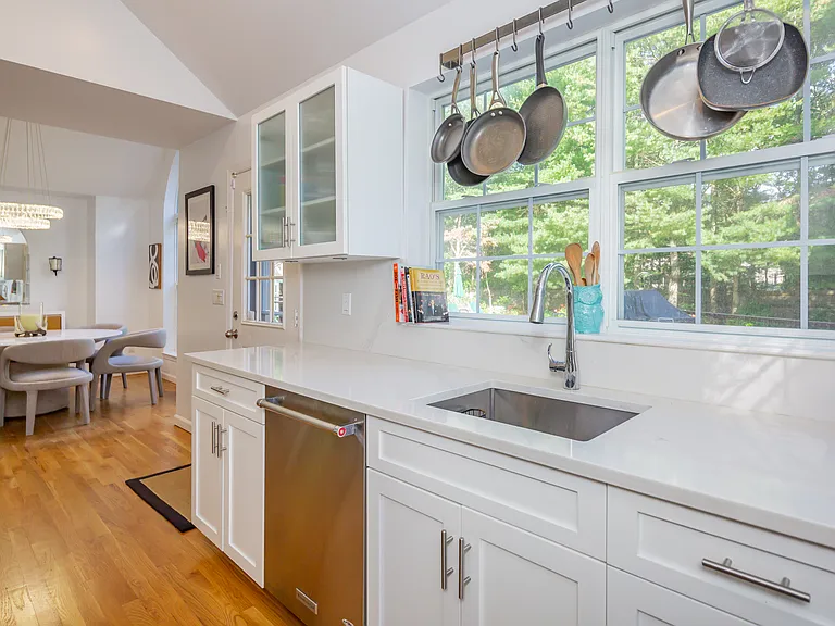 39 Wooded Oak Ln — Photo 10