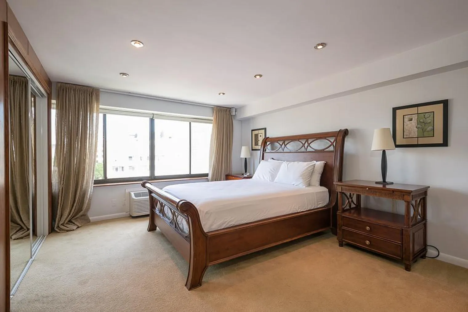 2 bed, 1.0 bath, 13993 sqft, $7,029 — Photo 4