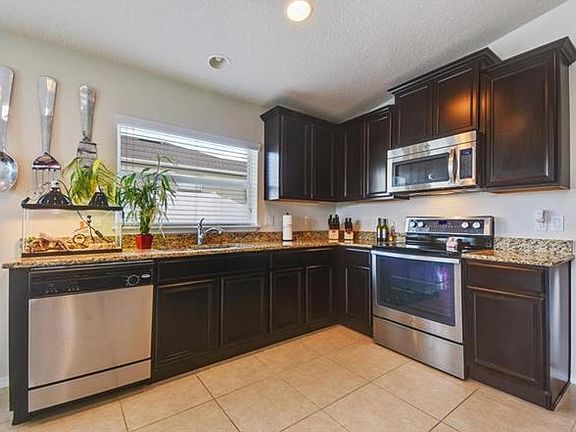 3rd image of 353 Giovani Blvd