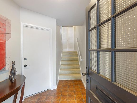 2nd image of 428 El Faisan Dr