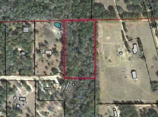 J P Jones Rd, Geneva, AL 36340