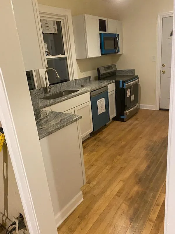 Building Photo - 6933 S Woodlawn Ave #2
