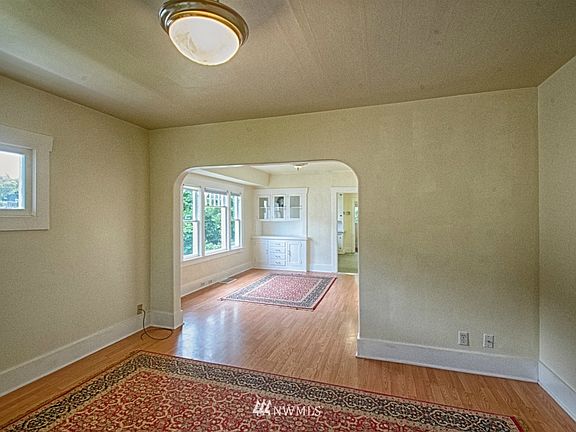2nd image of 4308 6th Avenue