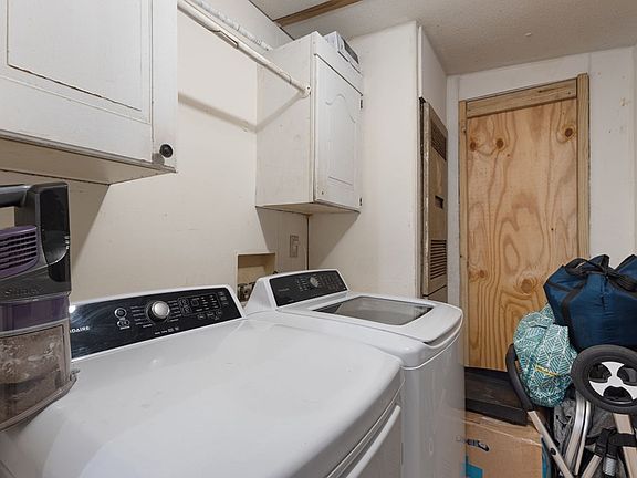5th image of 430 Margaret St