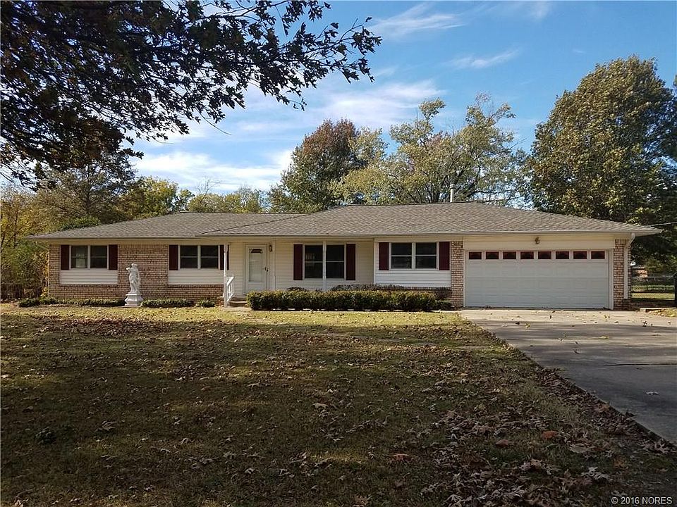1st image of 715 Winter Ln