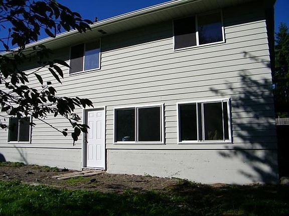 5th image of 9816 20th St SE