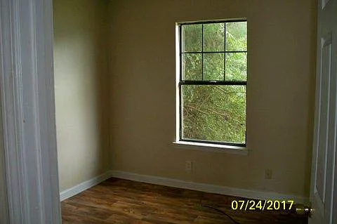 2 bed, 900 sqft, $825 — Photo 3