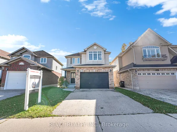 40 Yates Ave, Cambridge, ON N1P 0A3