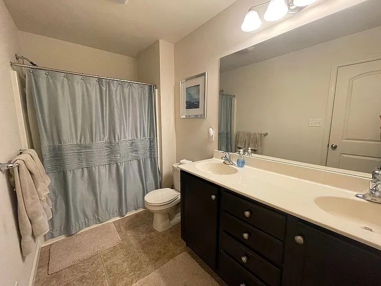 615 Keswick Ct — Photo 14