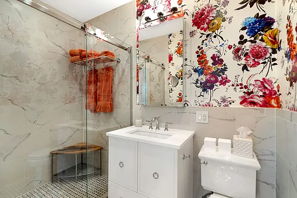 Sold by Compass | media 31