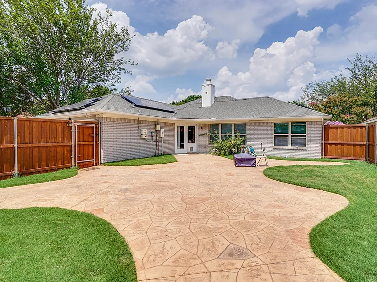 369 Phillips Dr — Photo 24