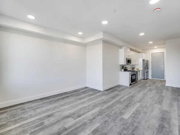 3443 Kennedy Boulevard image 8 of 17