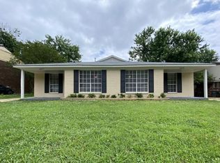 5475 Apple Blossom Dr, Memphis, TN 38115